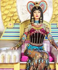 Sans Titre Costume Chanteuse Cleopatre Deguisement Chanteuse