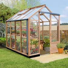 Serre De Jardin En Bois Et Verre Trempe Classic 4 4m Hors Tout Cedre Rouge Juliana En 2020 Jardins En Bois Serre Jardin Maison Verte