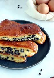 Brioches Suisses Aux Pepites De Chocolat Del S Cooking Twist Recipe Chocolate Brioche Brioche Recipe Pastry Cream Recipe
