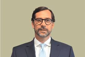 Ex-Carlyle Executive Managing Peru Family Fortune Eyes US Deals