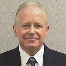 30 years ago today. Thank you for your service Hatch! Everett E…