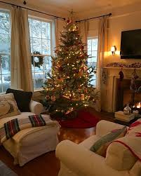 Check spelling or type a new query. 2 898 White Christmas In 2020 Elegant Christmas Decor Christmas Apartment Christmas Home