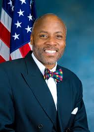 Bill Perkins, former Harlem politician, dies at age 74