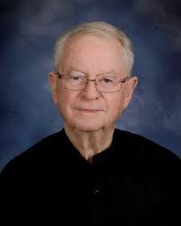 Jennifer Rollings's Instagram, Twitter & Facebook