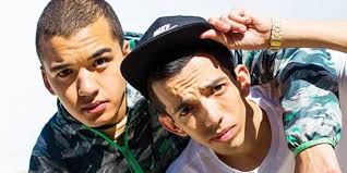 Dans une de leur chanson les deux jeunes rappeurs s'en prennent implicitement au rappeur caennais. Bigflo Oli Clash Orselan Gringe Leur Repond