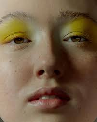 olivia.canavan @nextcanada x @arkanzakharov  #editorial#fashion#beauty#makeup#makeupartist#naturalskin#blue#yellow#green#yelloweyeshadow#whiteeyeshadow#blueeyeshadow#yellowcolor#blueandyellow#freckles#glowyskin#brows#featherbrows##v93oo  ...