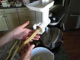 12 Days Of Christmas Vaniljekranse Vanilla Wreaths Kitchen Aid Recipes Kitchen Aid Cookie Press