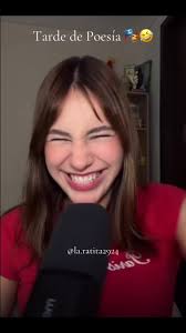 Pobre mami Lía: Tarde de Poesía y Risas