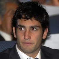 2300+ perfiles de «Pinera»