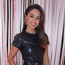 In gala erzählt sie, wer die windeln seitdem konzentriert sich nazan eckes, 38, ganz aufs mamasein und die gemeinsamen stunden an. Nazan Eckes Sie Lebt Das Versaumte Leben Ihrer Mutter Gala De