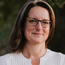 Kasey Mccracken's Instagram, Twitter & Facebook