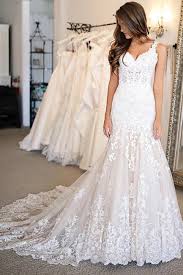 Wir bieten eine große auswahl an eleganten brautkleidern, die ihren hochzeitstag makellos machen. Elegante Hochzeitskleider Meerjungfrau Spitze Brautkleider Online Kaufen