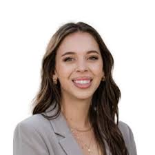 Victoria Bowden's Instagram, Twitter & Facebook