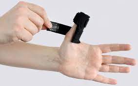 How To Tape A Sprained Thumb Or Wear A Splint - Vive Health