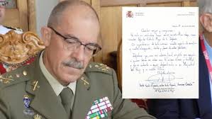 Seguid defendiendo al Rey y a vuestra patria": la carta de despedida del  JEMAD a los militares