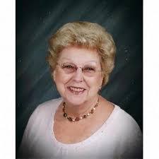 Jessica Spires's Instagram, Twitter & Facebook