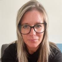 60+ "Stacy Simms" profiles