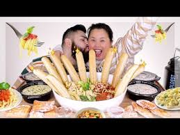 How do you get free dessert at olive garden? Aarp Discount At Olive Garden 08 2021