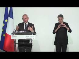 Common signs of infection include respiratory symptoms, fever, coughing, shortness of breath and breathing difficulties. Covid 19 Conference De Presse 15 Avril 2020 Par Le Directeur General De La Sante Gouvernement Youtube