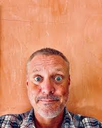 Ze Frank's Instagram, Twitter & Facebook