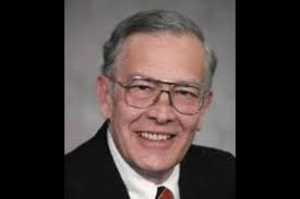 Former Herald publisher John Lux dead at 86