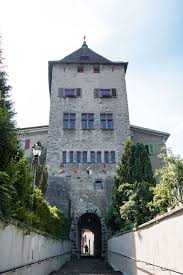 pin von walkingonclouds auf switzerland chur graubunden interlaken