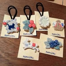 小粒サクラ すずらんはブローチサイズのと比較 小粒サクラはピアスなどのアクセサリー用 陶小物 陶 nonojiko 磁器 桜 すずらん 小粒 アクセサリー christmas ornaments ceramic jewelry ceramic beads