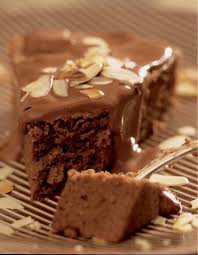 Moelleux Viennois Au Chocolat Pour 4 Personnes Recettes Elle A Table Recette Recette Moelleux Moelleux Chocolat