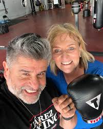 Fun session with a client from when I first started personal training. Glad  we were finally able to get boxing session in. Great job “Notorious” Nancy  Peeples. #juarezboxing