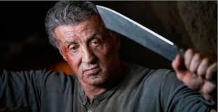 Cuatro décadas después, el veterano de vietnam y paciente con tept (trastorno de estrés postraumático) regresa a su rancho familiar de arizona. Interview With Sylvester Stallone Rambo Last Blood Stack Jb Hi Fi