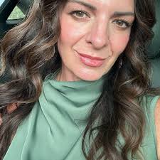 Any special occasion calls for Ina Garten's famous Engagement Roast  Chicken! 🎉 💕 Save the recipe: https://foodtv.com/3od3zVB