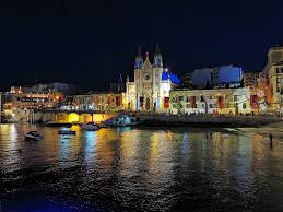 Sliema ist eine stadt an der nordküste der insel malta und bietet viele einkaufsmöglichkeiten, restaurants, hotels und ist eine malta bietet den touristen unter anderem die 4 inseln malta, cominotto, comino und gozo. Malta Urlaub 2021 Tipps Zur Malta Reise Reisefein