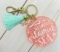 All I Need Is Vitamin Sea Keychain Beach Acrylic Glitter Etsy In 2021 Acrylic Keychains Keychain Design How To Make Keychains