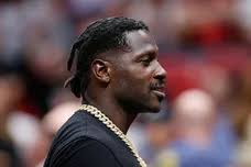Antonio Brown Shows Off Boxing Skills In Preparation Of Logan Paul Fight