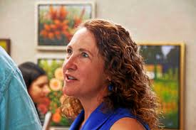 Rep. Esty hears heartbreaking stories of opioid addiction during Litchfield  visit