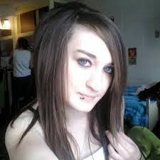 Amber Persinger's Instagram, Twitter & Facebook