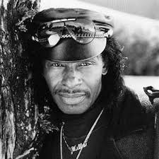 Willie Chambers's Instagram, Twitter & Facebook