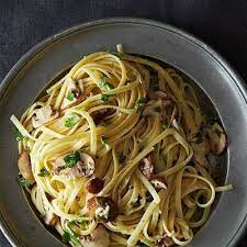 Nigella Lawson S Linguine With Lemon Garlic And Thyme Mushrooms Recipe On Food52 Pasta Dishes Food 52 Recipes