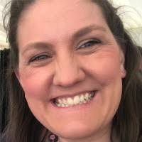 Rachael Hurst's Instagram, Twitter & Facebook