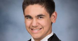 Norfolk Academy has taught me to be an independent thinker.” Noah DeLorenzo  Eckerd College Varsity Crew, Fall Play, Winter Musical, Virginia Aquarium  Docent Inspirational Teacher-Coach: Dr. Affronti has had the greatest impact