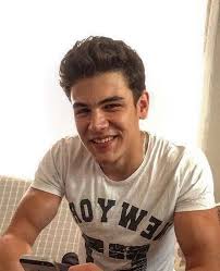 4n1k Atakan Hosgoren Erkek Dis Giyim Unluler Erkek Moda