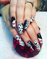 I'm sooo delighted by all received entries! Cruella Deville From Disney S 101 Dalmatians Disney Nails Disney Nails Nails Remove Acrylic Nails