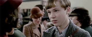 Once there were four children whose names were peter, susan, edmund and lucy. Justauthoring Positively In Love Peter Pevensie