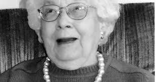 Bertha Ewing's Instagram, Twitter & Facebook