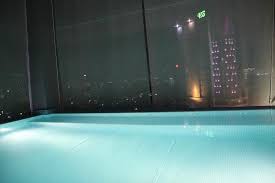 Kolam Renang Picture Of G Suites Hotel By Amithya Surabaya Tripadvisor