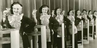 Cocktail wedding attire doesn't mean you have to sacrifice fun prints. What Does A Cocktail Attire Mean For A Woman The Z Magazine