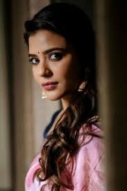 Srinivasa Kalyana today, new team Hilary pack