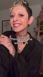 GRWM for sloot mode x 10000 #firstdate #datinglife #polyam #polyamorous  #polyamorousrelationship