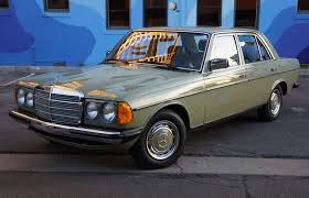 No Reserve Euro 1982 Mercedes Benz 240d 4 Speed Mercedes Benz Mercedes Benz