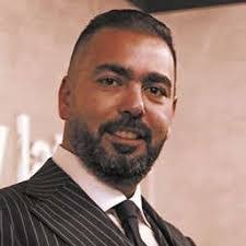 Omar Amer's Instagram, Twitter & Facebook